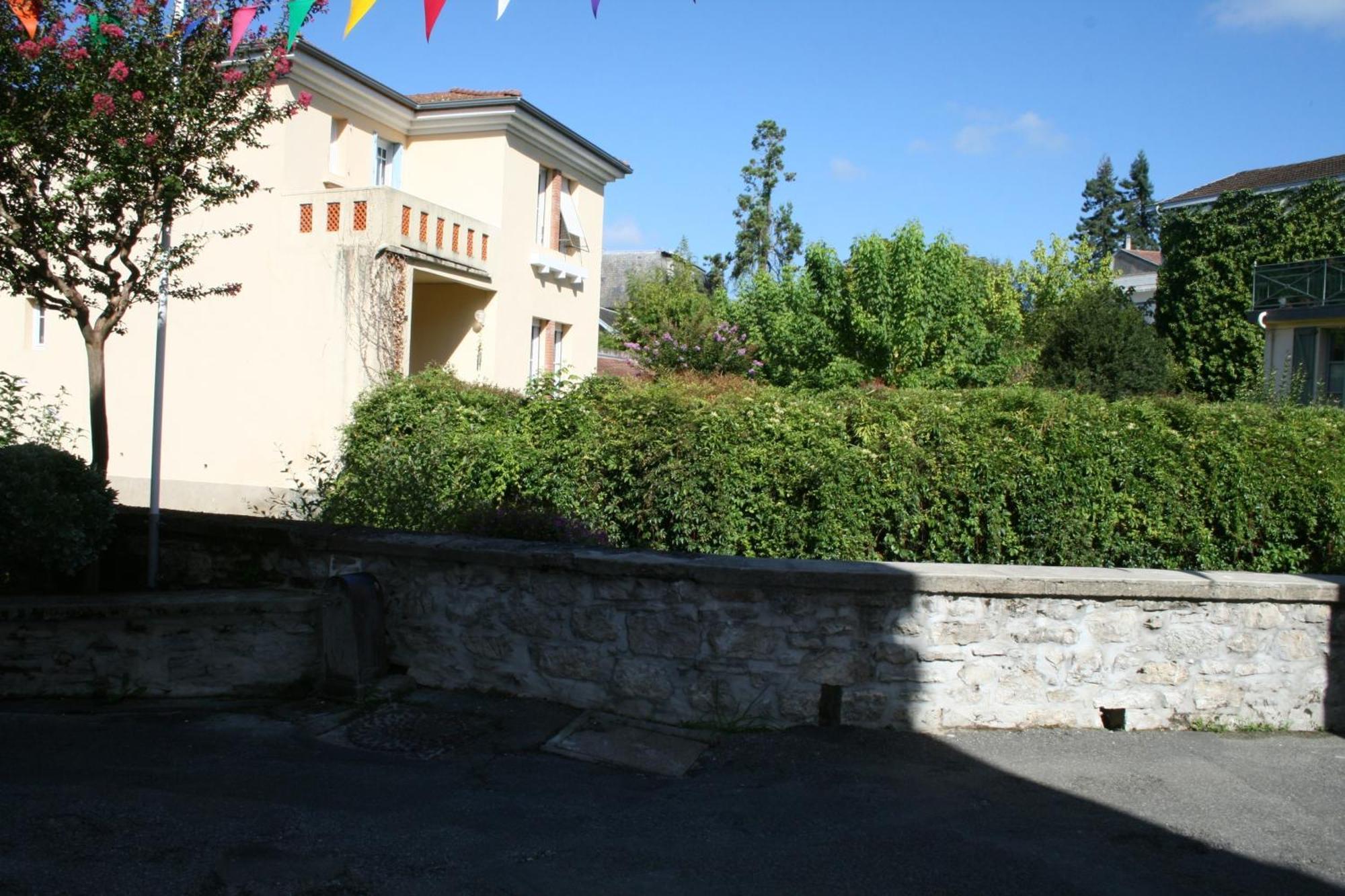 Appartement Le Nid Du Saleys - 70 M2 Centre Ville De Salies-de-Béarn מראה חיצוני תמונה